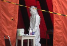 Amerykańscy naukowcy twierdzą, że koronawirus dostaje się do mózgu. Skutki jego działania mogą być długotrwałe