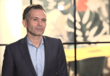 Centra danych chcą redukować swój ślad węglowy. Inwestują nie tylko w zieloną energię, lecz także w odpowiednie materiały budowlane i systemy chłodzenia