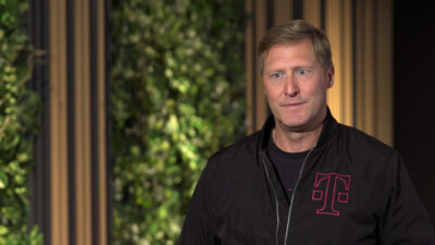 tmobile-csr-foto_1